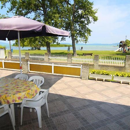 Margareta Apartmanhaz Apartment บาลาตงโบกลาร์ ภายนอก รูปภาพ