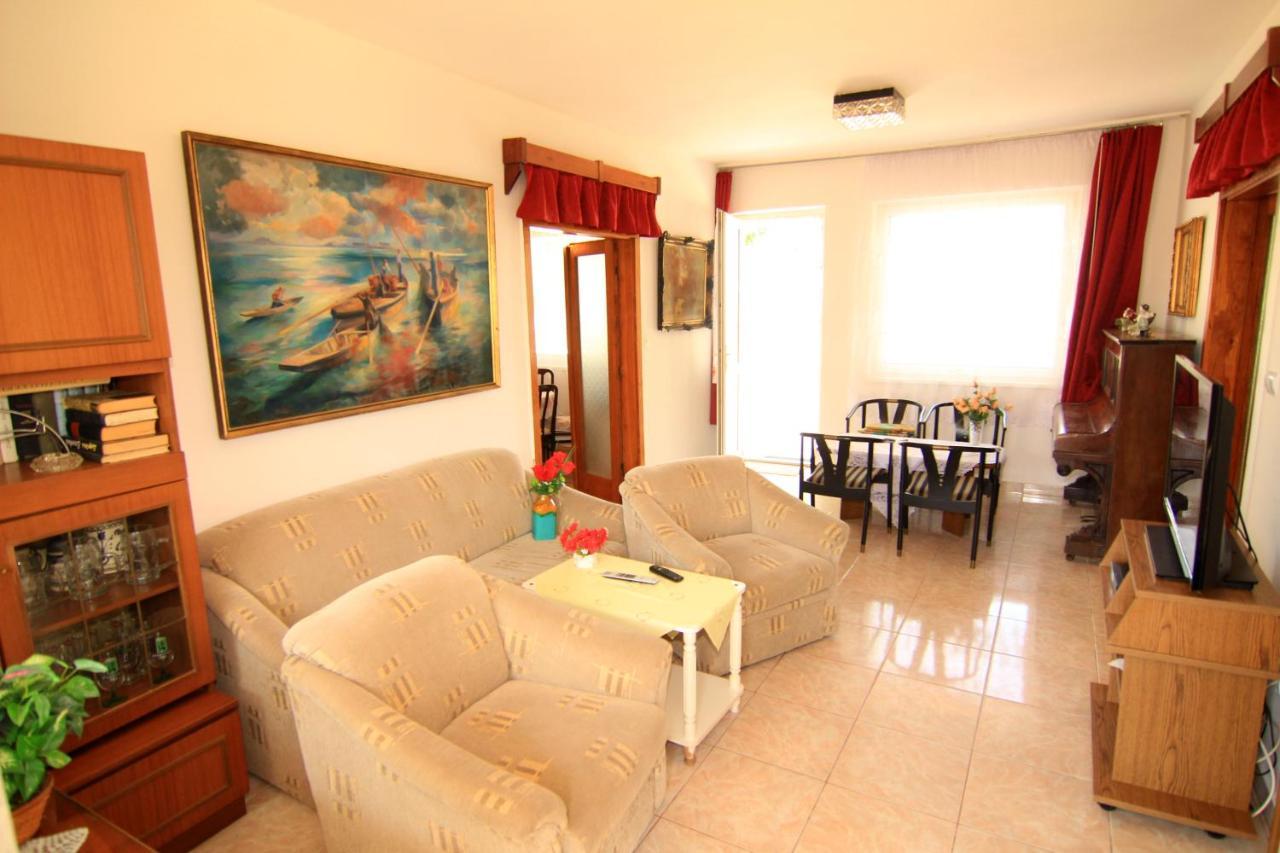 Margareta Apartmanhaz Apartment บาลาตงโบกลาร์ ภายนอก รูปภาพ
